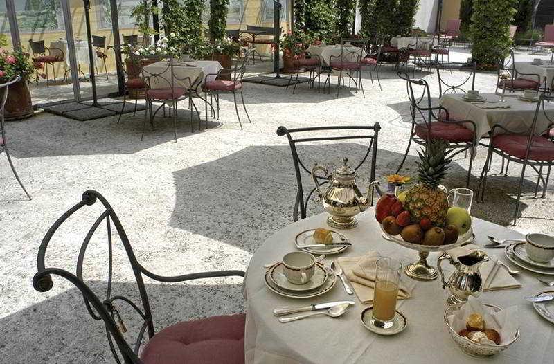 Hotel Relais Dell'Orologio Pisa Restaurace fotografie